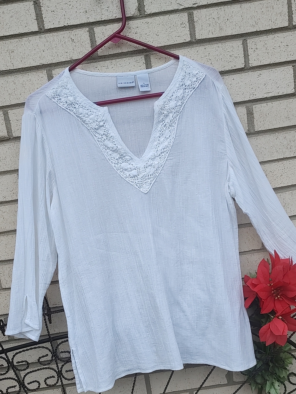 White Cotton V-Neck Lace Trim Women's Top - Picture 4 of 8